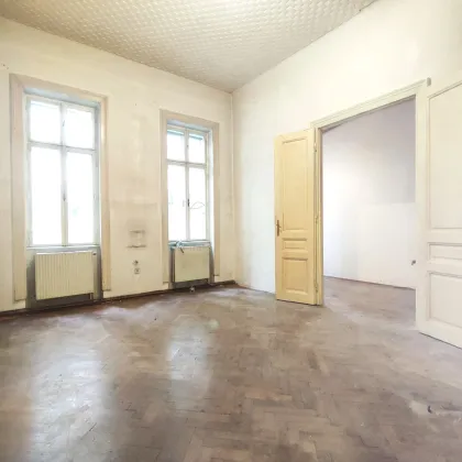 BLICK INS GRÜNE - Sanierungsbedürftiger Altbau in Hofruhelege! - Bild 2