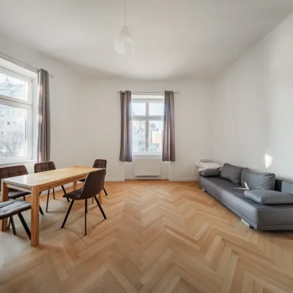 HOCHWERTIG RENOVIERTE 3 ZIMMER ALTBAUWOHNUNG  AUF DER WIEDNER HAUPTSTRASSE - Bild 3
