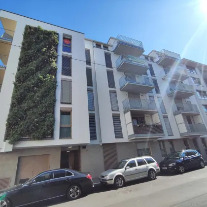 NEUBAU DACHGESCHOß-3-Zimmer-ERSTBEZUG mit Balkon in 1210 Wien! Top 2/43 - Bild 2