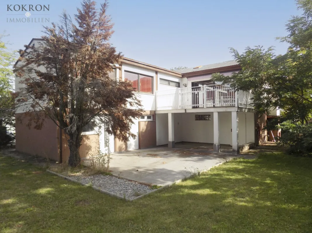 Großes Einfamilienhaus mit viel Potenzial - Bild 1