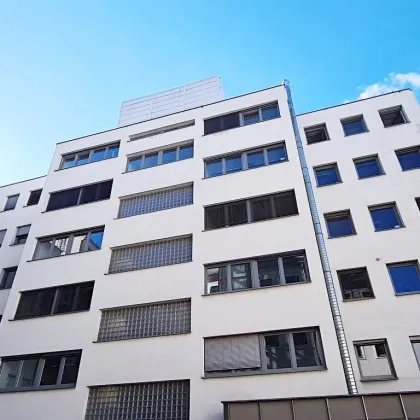 ZIEGLERGASSE bei FUZO Mariahilfer Straße, 141 m2 Bürofäche, 3 Zimmer, Serverraum, Küche, Klimaanlagen, Dachgeschoß - Bild 2