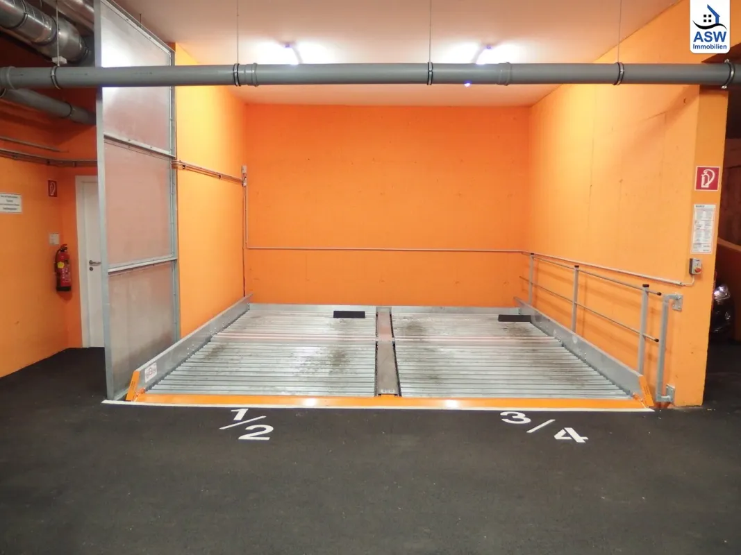 Zentrale Garagenplätze in der Grimmgasse 41 - Bild 1