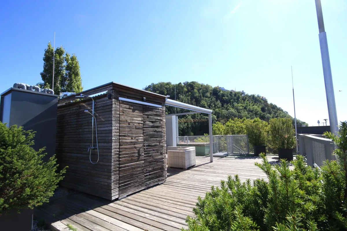 Exklusives PENTHOUSE in GEIDORF Bestlage- 140m2 Dachterrasse- SCHLOSSBERG-Blick! - Bild 1