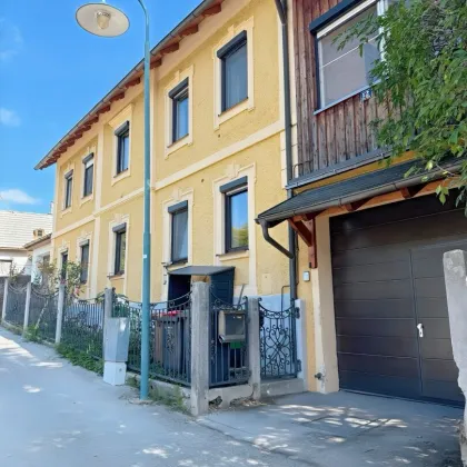 Einfamilienhaus mit Dachterrasse über 3 Ebenen – Großzügige Wohnfläche in Berndorf - Bild 2