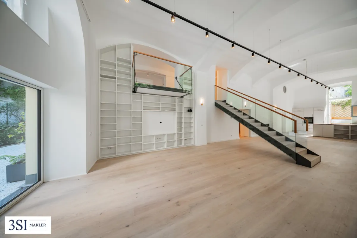 Wohnen beim Schloss Belvedere: Maisonettewohnung mit Loftcharakter & großzügiger Freiflächen - Bild 1