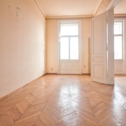 4-Zimmer Wohnung mit herrlichem Altbau-Flair | großzügig | sehr guter Grundriss | sanierungsbedürftig - Bild 3