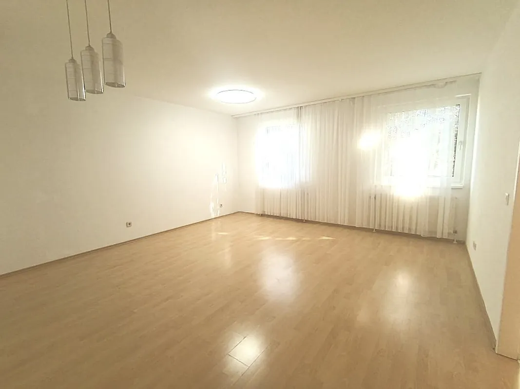 Nähe Waldmüllerpark | Gemütliche 2-Zimmer-Wohnung – Top Lage - Bild 1