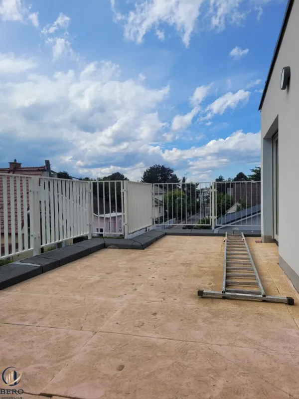 "Einziehen und den Sommer im eigenen Haus mit Terrasse und Garten genießen" - Bild 1