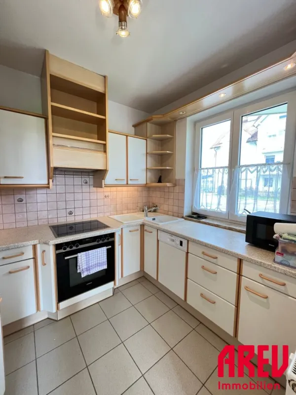 3-Zimmer Wohnung mit Eigengarten und PKW-Stellplatz - Bild 1