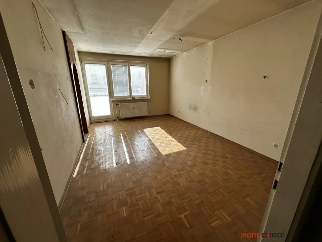 Helle und ruhige 3-Zimmer Wohnung mit optimalem Grundriss, separater Küche und Kellerabteil - sanierungsbedürftig - Nähe Türkenschanzpark - Bild 1
