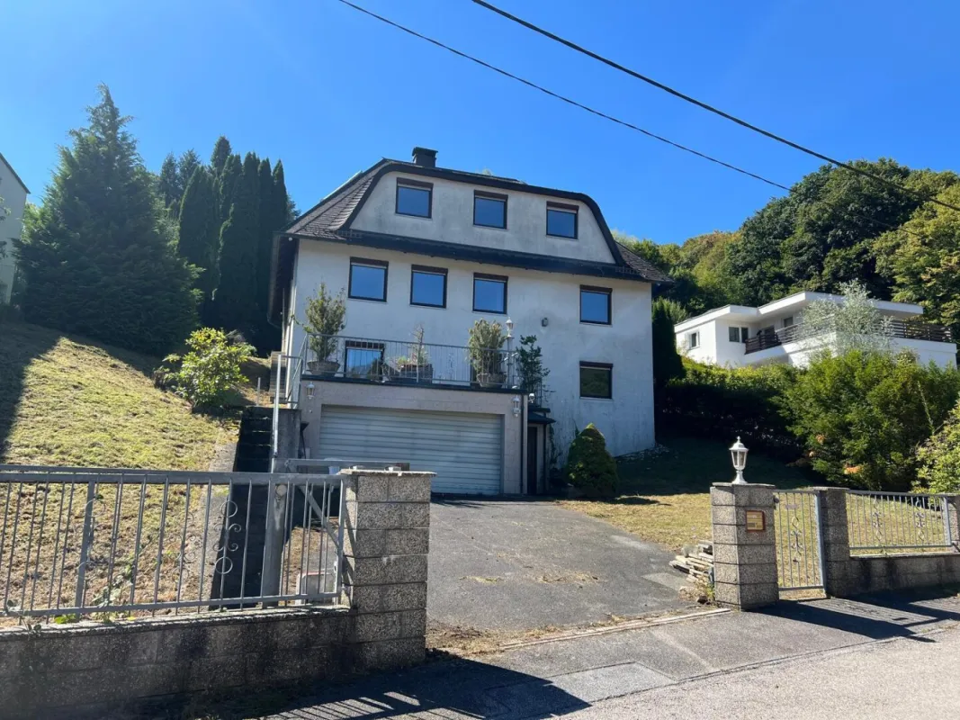 Einfamilienhaus mit 708 m2 Garten in Purkersdorf am Sagberg mit 287 m2 Nutzfläche zu vermieten! Private oder gewerbliche Nutzung möglich! Arbeiterquartier! - Bild 1