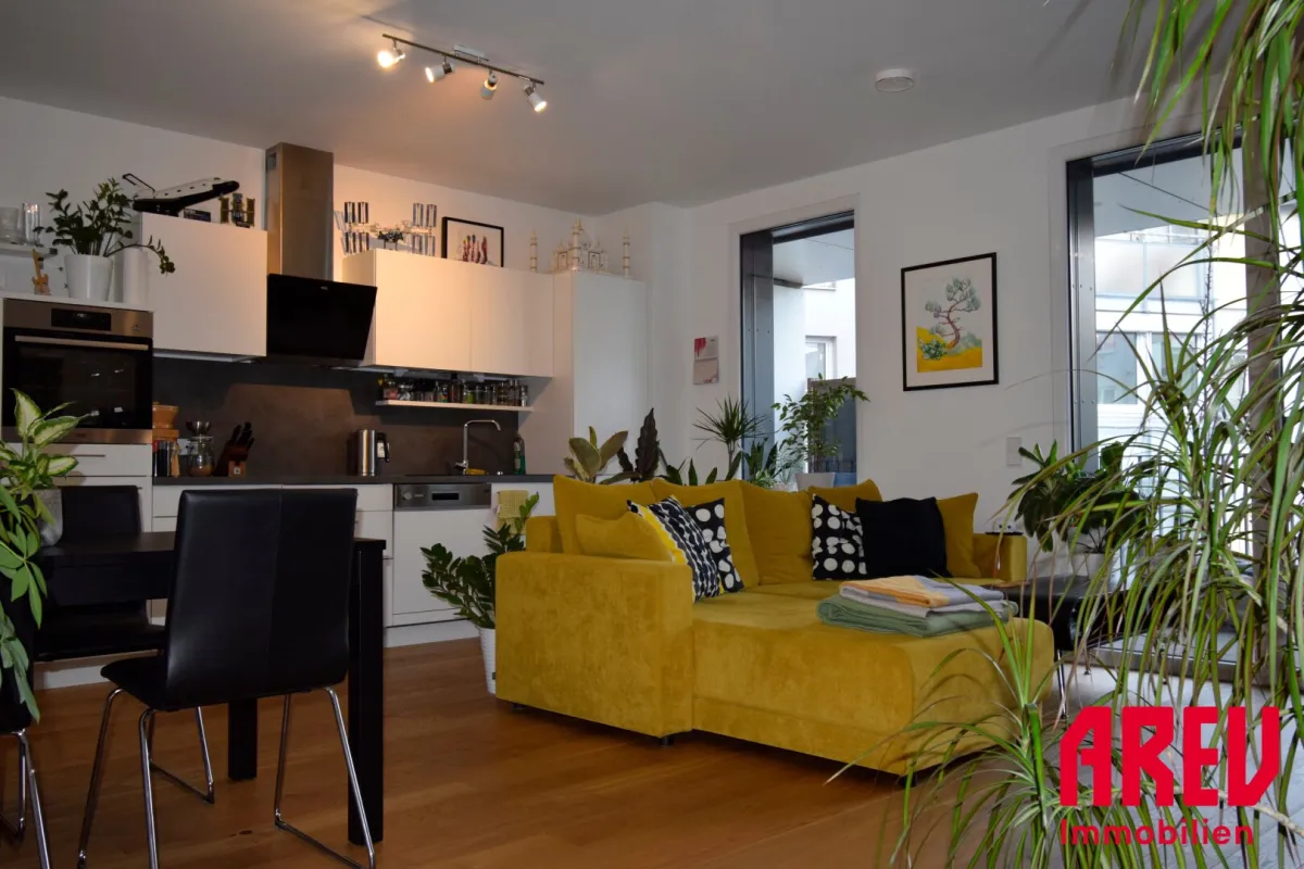 STILLVOLL WOHNEN IM STOCKHOFVIERTEL - 3 ZIMMER WOHNUNG MIT RUHIGEM BALKON ZUM INNENHOF - TOP 104 - Bild 1
