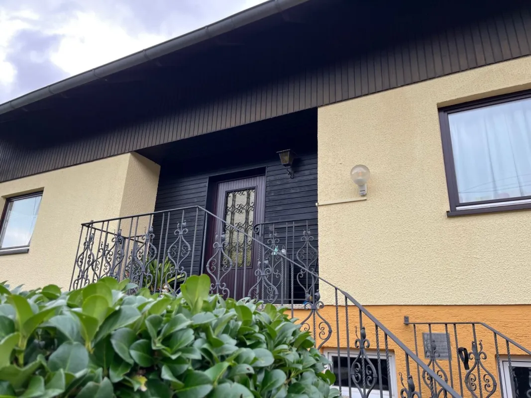 Einfamilienhaus - Bild 1