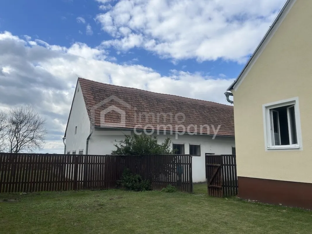 Schöner Hof - gute Substanz - Grundzukauf möglich - Bild 1