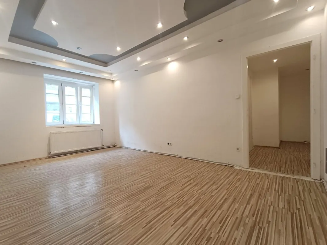 1-Zimmer Wohnung zum Schnäppchenpreis! Zentrale Lage im 16. Bezirk und gute Anbindung - Nähe U3 Station Ottakring! - Bild 1