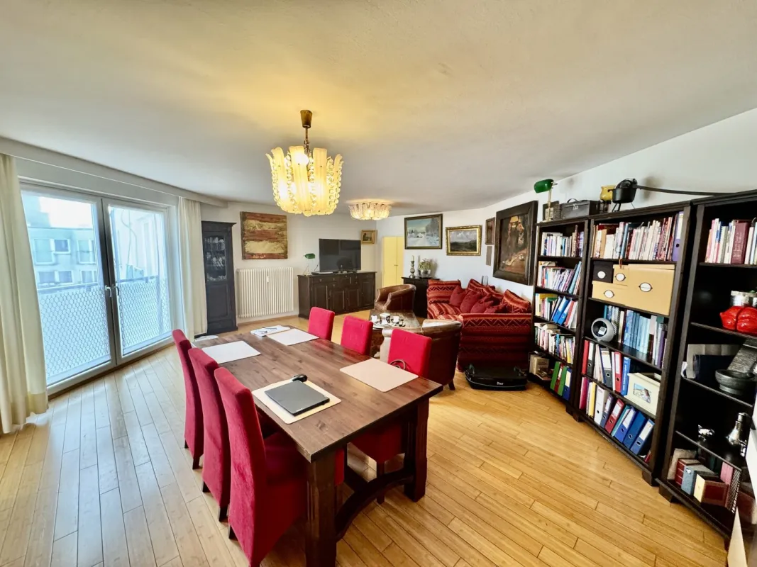 DACHGESCHOSSWOHNUNG MIT 4 ZIMMER IN DER NÄHE VON U-BAHNSTATION MEIDLING - Bild 1