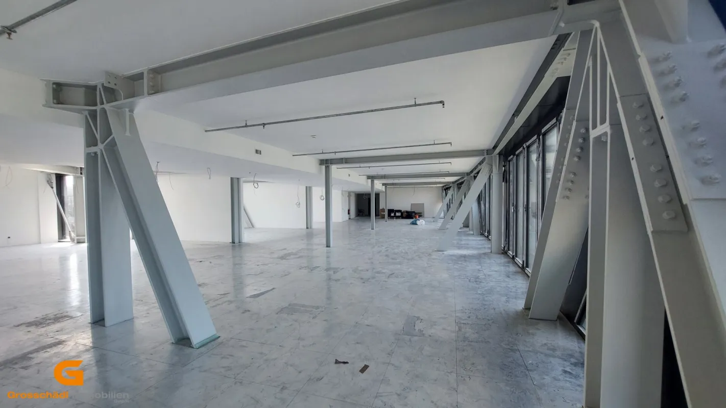 Design trifft Sichtbarkeit: Innovative Businessflächen in Top Lage Salzburg mieten - Bild 1