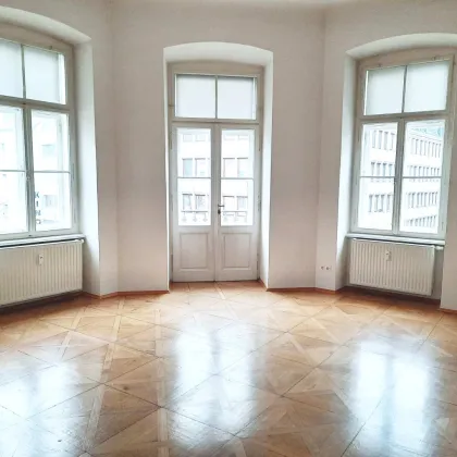 Zentral gelegene, gepflegte 2 Zimmerwohnung mit Balkon - Bild 3