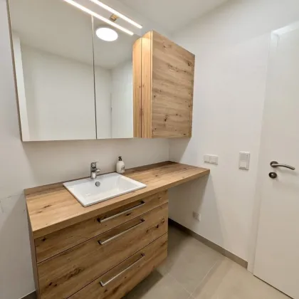 ERSTBEZUG - ENTZÜCKENDE 2-ZIMMER-WOHNUNG MIT SÜD-WEST BALKON - Bild 2