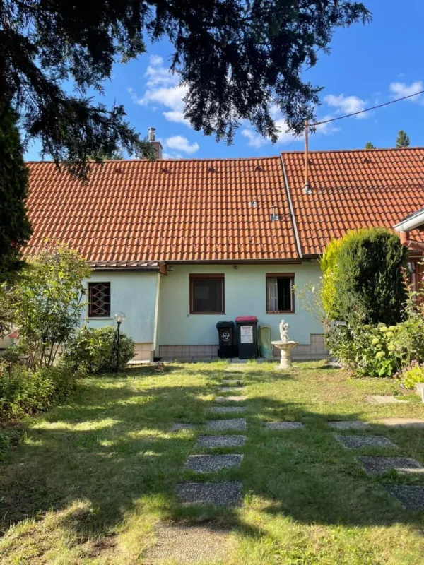 Gepflegtes Landhaus in Hausbrunn sucht neue Besitzer – Ihr Projekt für nur 95.000 €! - Bild 1