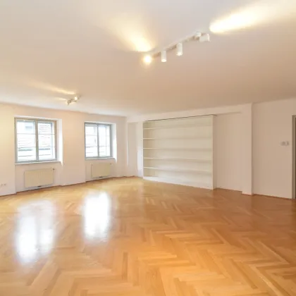 Kurrentgasse | Wunderschöner Altbaucharm im Herzen von Wien |  exklusiver Liftzugang direkt in die Wohnung - Bild 3