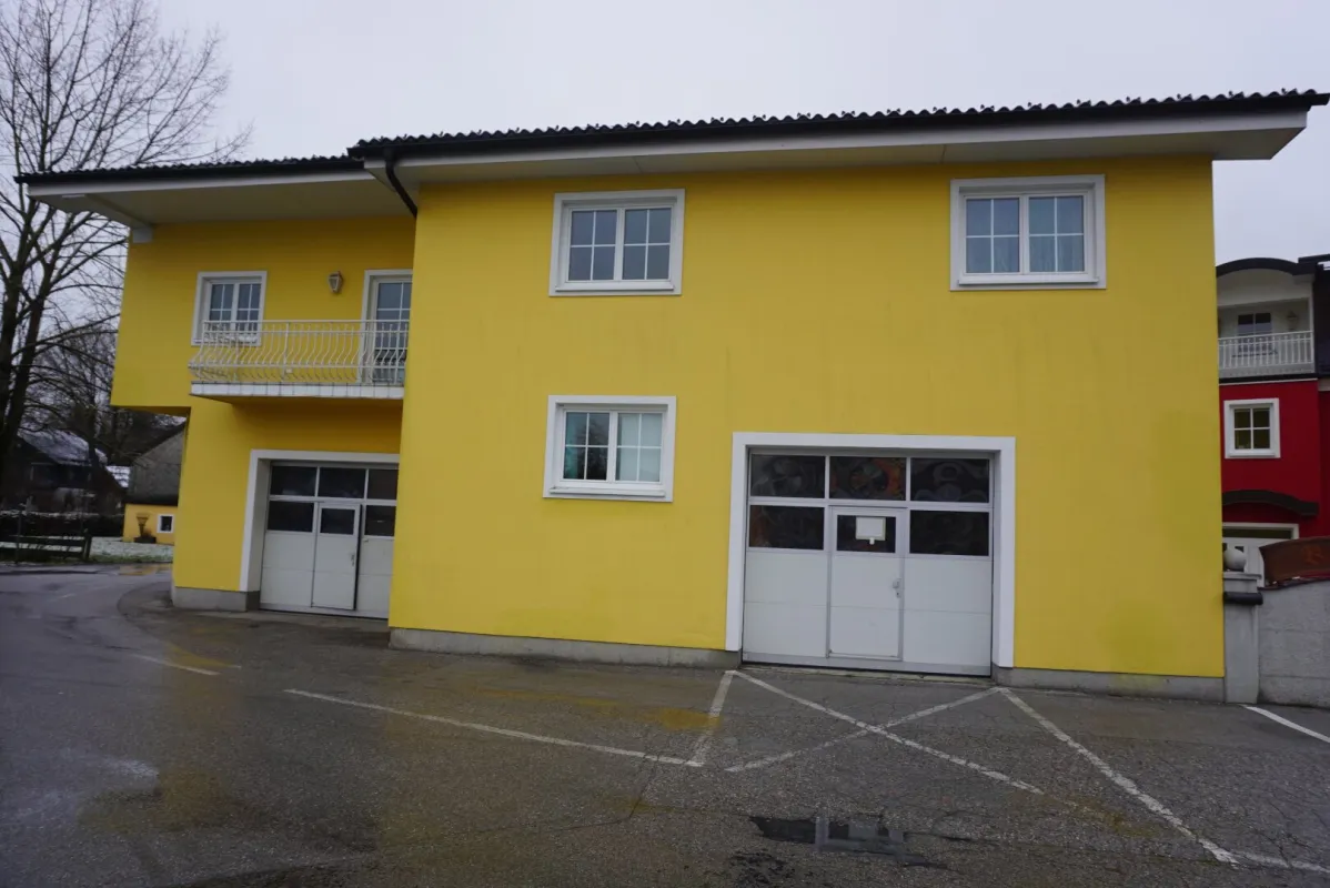 Attraktive Gewerbefläche in Straßwalchen: 120m² für 1.200€/Monat, ideal für Ihr Business! - Bild 1