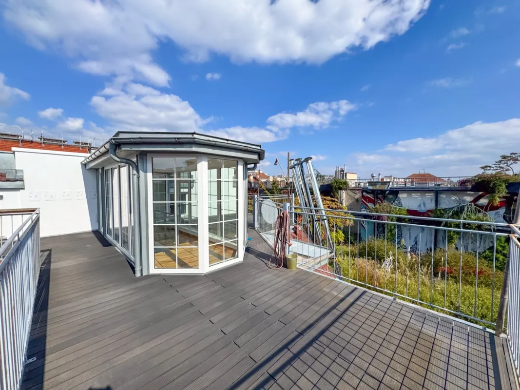140 m2 große Drei-Zimmer Wohnung mit 40 m2 großer Dachterrasse! Neustiftgasse/ Sankt-Ulrich-Platz! - Bild 1