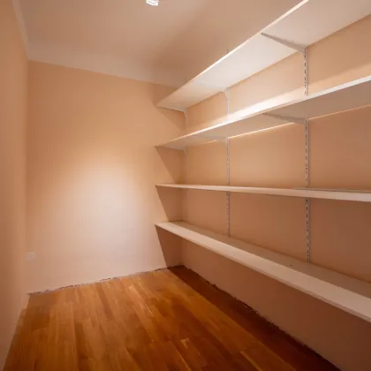 2 Zimmer Wohnung direkt am Schlosspark! - Bild 3