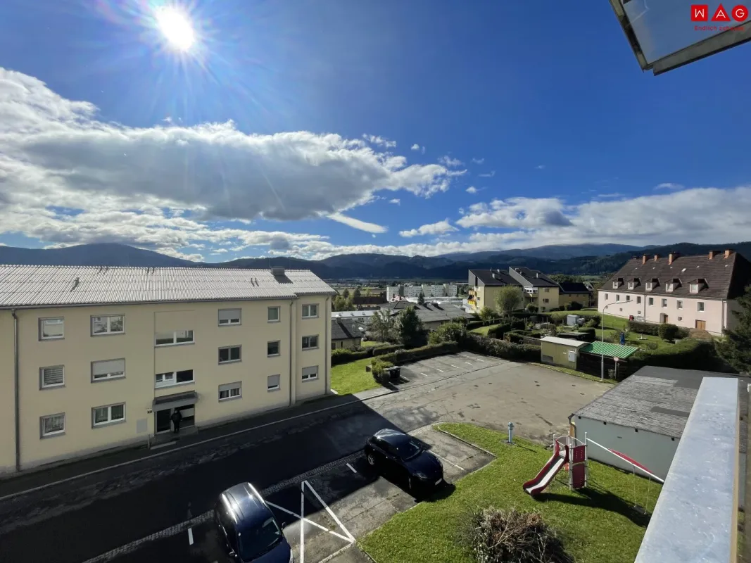 Neu sanierte 4-Raum-Wohnung lädt zum Wohlfühl-Wohnen ein! - Bild 1