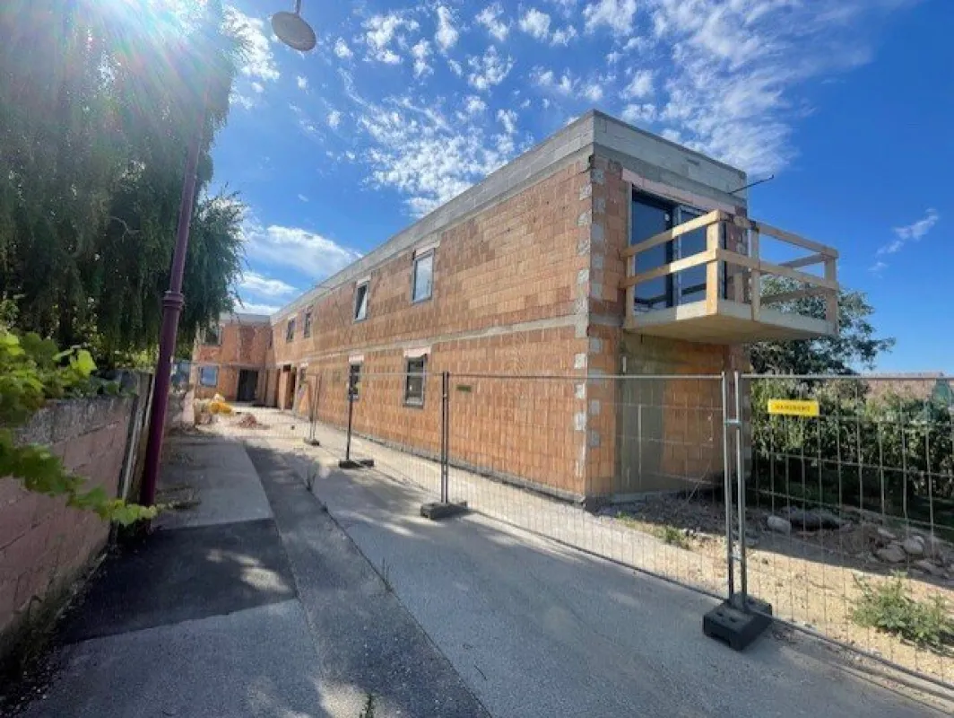 PERFEKTE STARTERWOHNUNG mit Garten und Terrasse! TOP ANBINDUNG nach Wien und zum Flughafen! PROVISIONSFREI! - Bild 1