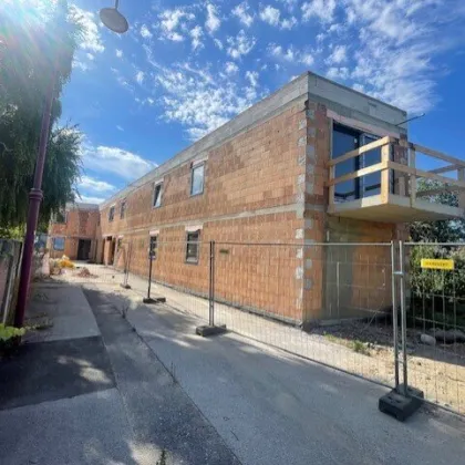 ANLEGER AUFGEPASST! Apartment mit Garten und Terrasse! TOP ANBINDUNG nach Wien und zum Flughafen! PROVISIONSFREI! - Bild 2