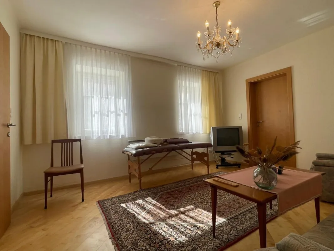 Gepflegtes, vollrenoviertes Bauernhaus in Drasenhofen – Ihr neues Zuhause wartet! - Bild 1
