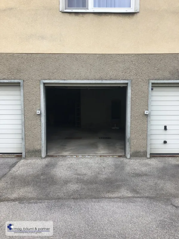 KLEINERE Garage Langfristig zu mieten - ideal für Zweit Autos , RÄDER aller Art - Bild 1