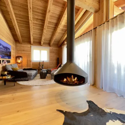 Alpine Eleganz trifft majestätische Aussicht – Exklusives Luxus-Chalet mit Panoramablick - Bild 3