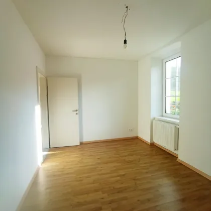 Gemütliche 2-Zimmer-Wohnung mit Stellplatz in Weissenbach! - Bild 3