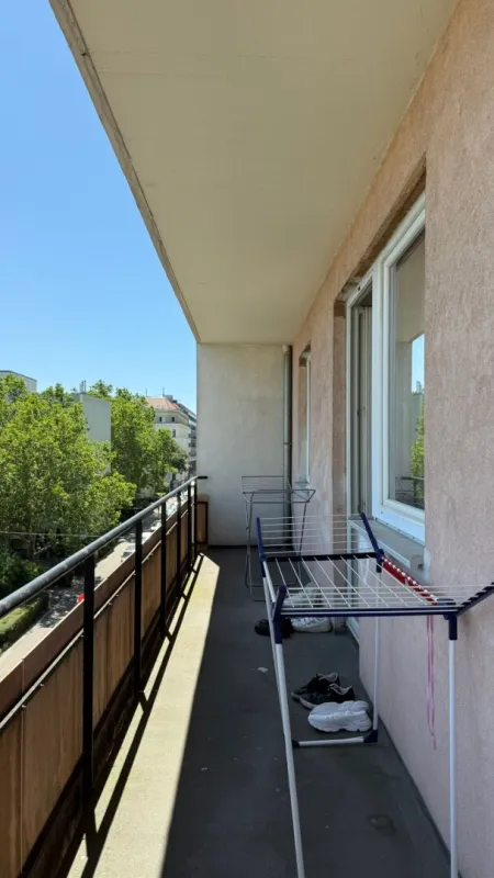 2,5 Zimmer Neubauwohnung mit toller Loggia am Friesenplatz - befristet vermietet - Bild 1
