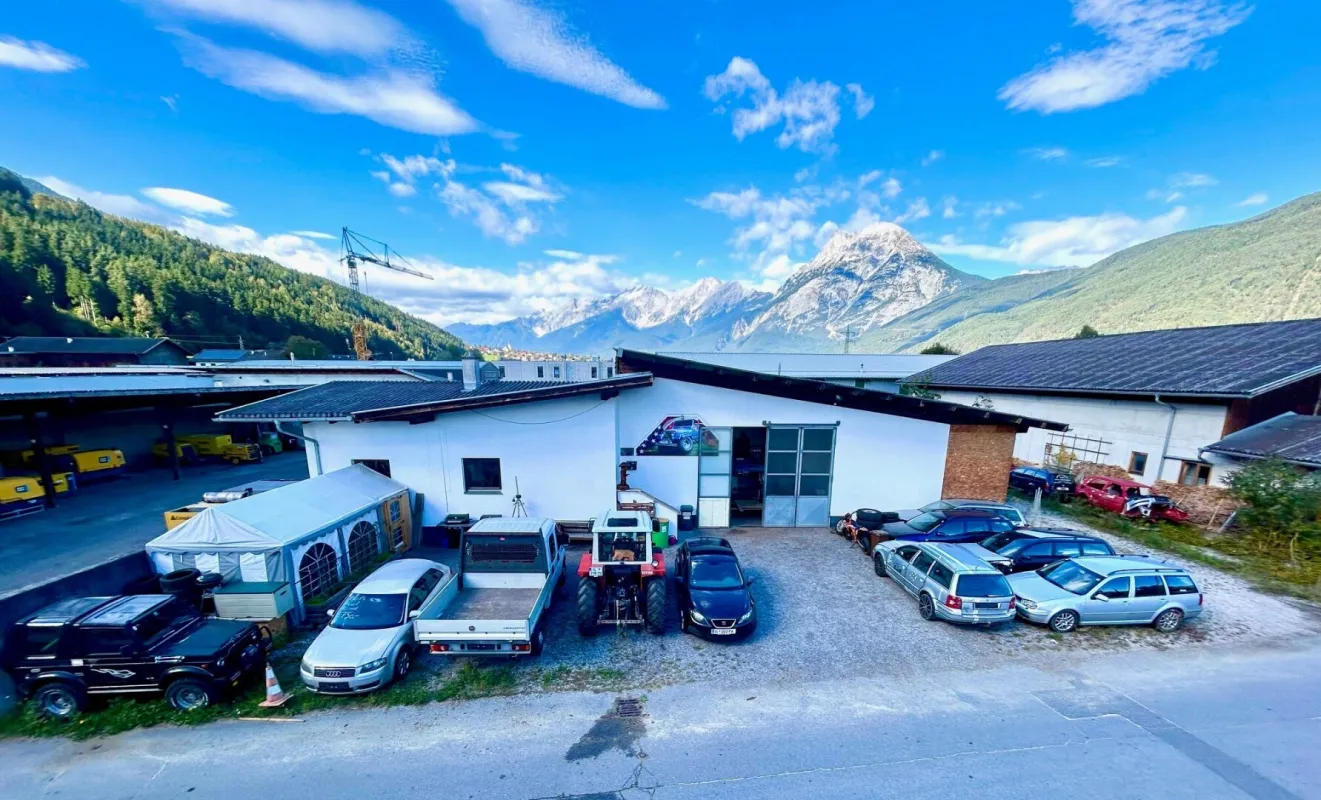 Gewerbeimmobilie - Werkstatt/Lager mit Büro/Wohnung in Flaurling - Bild 1