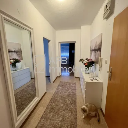 Helle 3-Zimmer-Wohnung mit Loggia Nähe Stadion  – Ihr neues Zuhause in der 9. Etage! - Bild 3