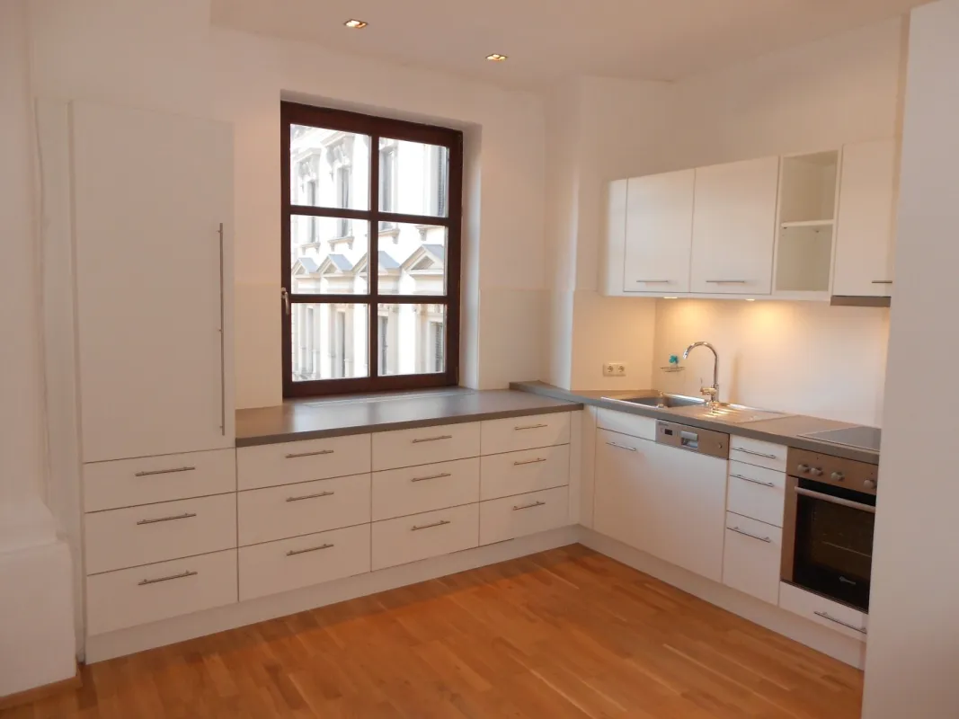 Altbaucharme trifft Stadtleben – Wohnen im historischen Herzen von Wels - Bild 1