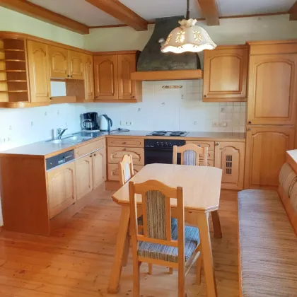 Einfamilienhaus mit Nebengebäude + großem Grundstück! - Bild 3