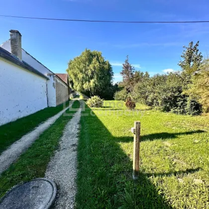 Charmantes Einfamilienhaus in Herzogbirbaum: Ihr Sanierungsprojekt mit Garten und Terrasse! - Bild 2