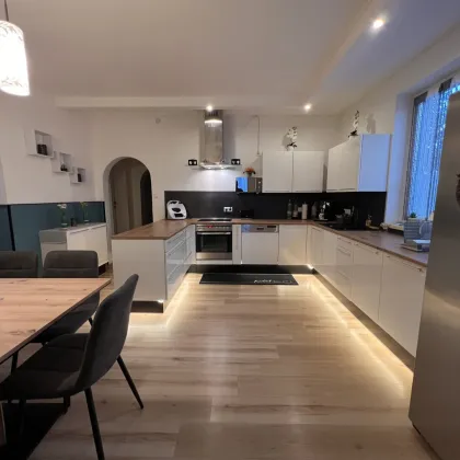 NOTVERKAUF !! Klein-Harras, renoviertes Multifunktionshaus, 30 Minuten von Wien Donaustadt - Bild 2