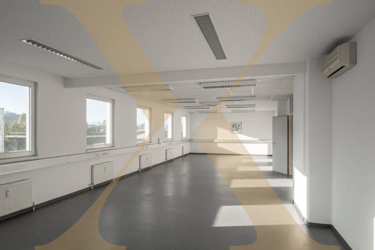 KLIMATISIERT! Bürofläche mit Parkplätzen und idealer Verkehrsanbindung im WDZ 2 in Wels zu vermieten! - Bild 1