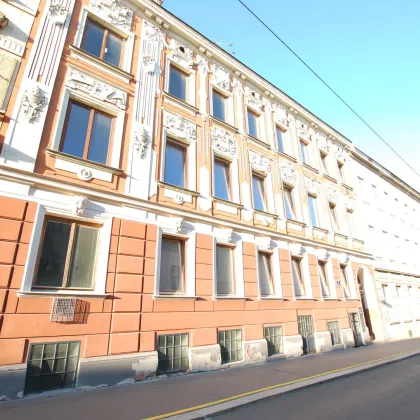 #SQ - STRASSENSEITIGES SOUTERRAIN LAGER IN ELEGANTEM & REVITALISIERTEM GRÜNDERZEITHAUS - Bild 2