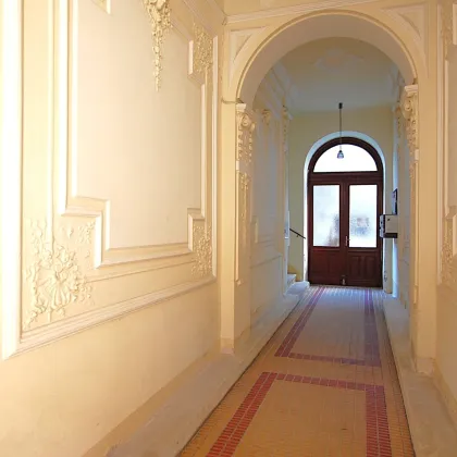 #SQ - STRASSENSEITIGES SOUTERRAIN LAGER IN ELEGANTEM & REVITALISIERTEM GRÜNDERZEITHAUS - Bild 3