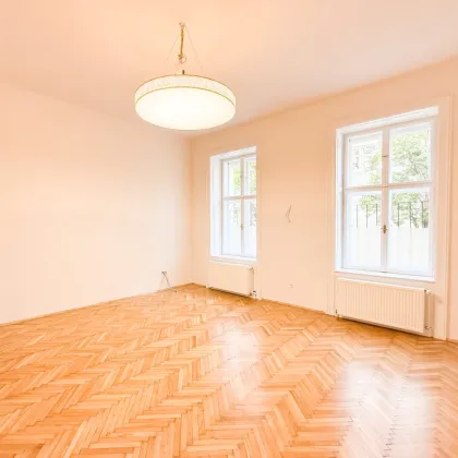 BÜROFLÄCHE - EXQUISITES ALTBAUJUWEL - 2,5-ZIMMER - LICHTDURCHFLUTET - IM HERZEN DES 9. WIENER GEMEINDEBEZIRKS - Bild 3