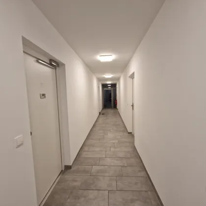 Smartes Wohnen - Neubauwohnung mit Balkon im schönen Stadtteil West Side Living Top 15 - Bild 2