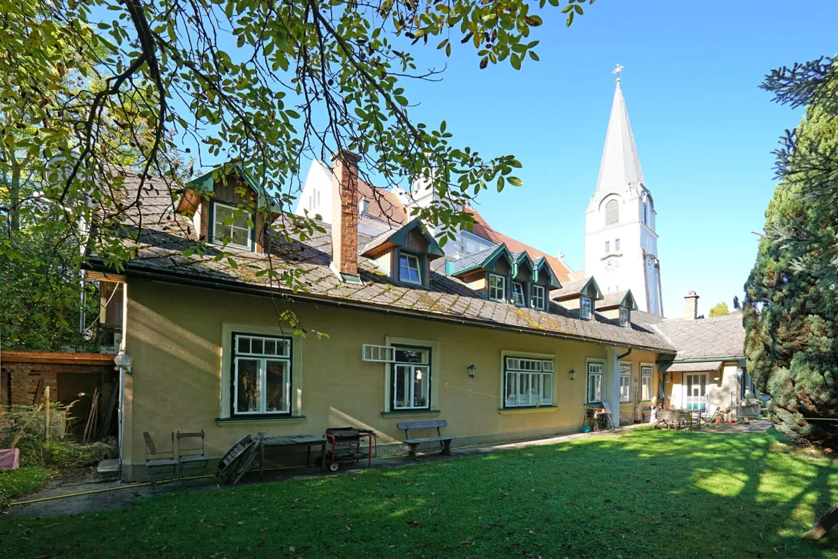 65 % verbaubar! Bauträger-Liegenschaft in ruhiger Zentrumslage in Pressbaum - Bild 1