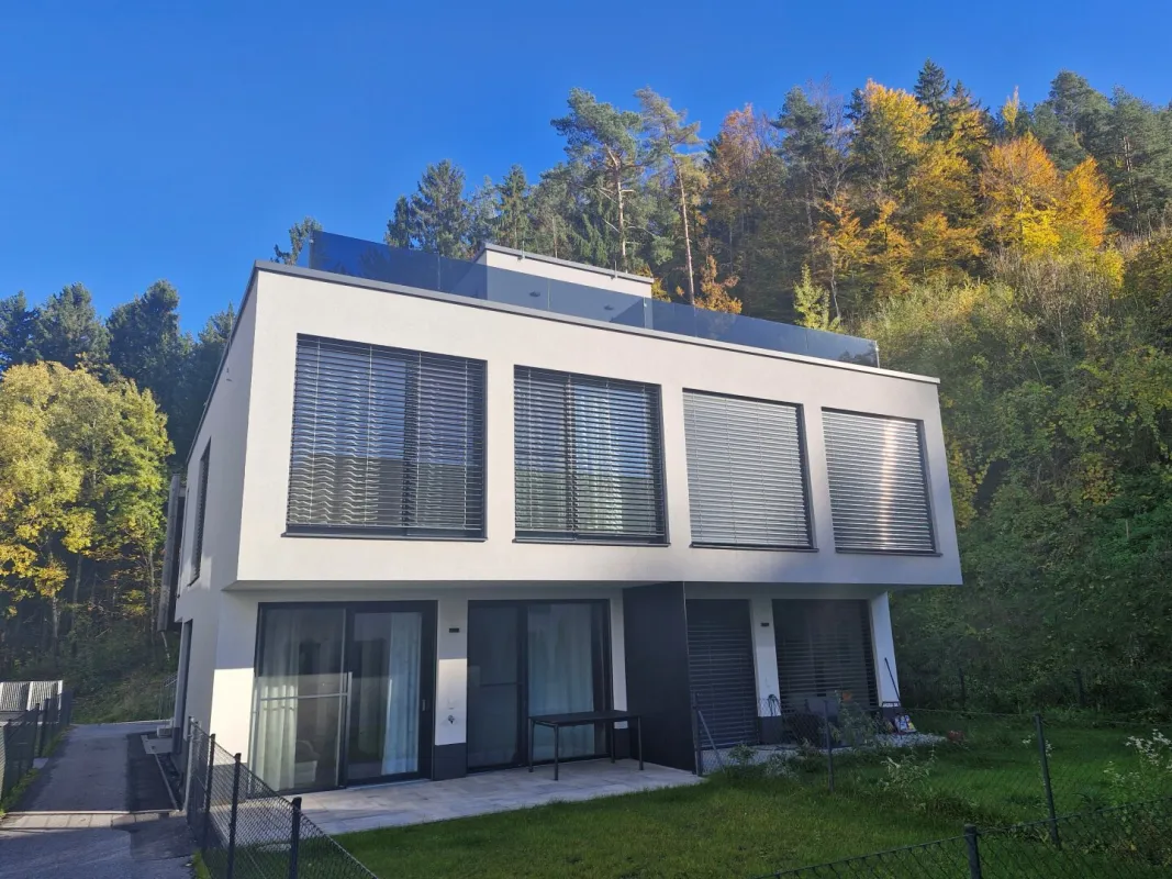 Moderne Neubau-Eigentumswohnung mit Garten Nähe Klopeiner See - Bild 1