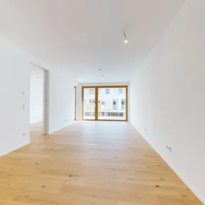 ERSTBEZUG | Lichtdurchflutete 2-Zimmer Wohnung mit großzügigem Balkon und Klimaanlage - Bild 3